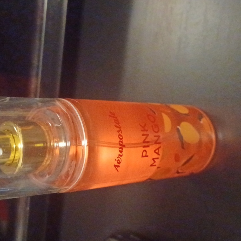 Pink mango Arepostale Body spray